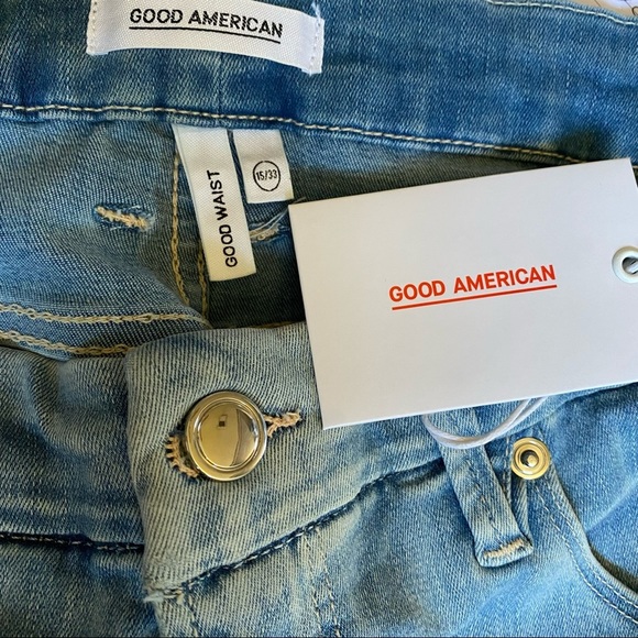 NEW Good American Good Waist Crop Fray Hem Distressed Knees Blue Wash Jeans NWT - Picture 6 of 9